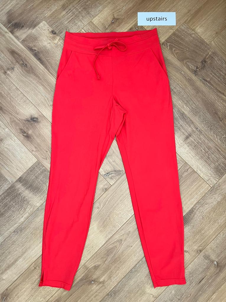 Studio anneloes upstairs broek L rood travelstof, Kleding | Dames, Kort, Maat 42/44 (L), Ophalen of Verzenden, Zo goed als nieuw