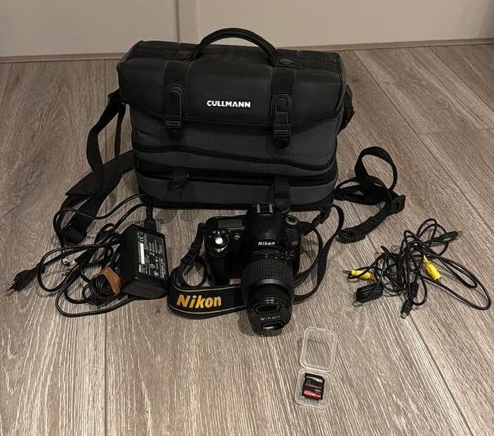 Nikon D50 DSLR camera + 18-55mm lens + tas + lader, Audio, Tv en Foto, Fotocamera's Digitaal, Ophalen, Gebruikt, Spiegelreflex