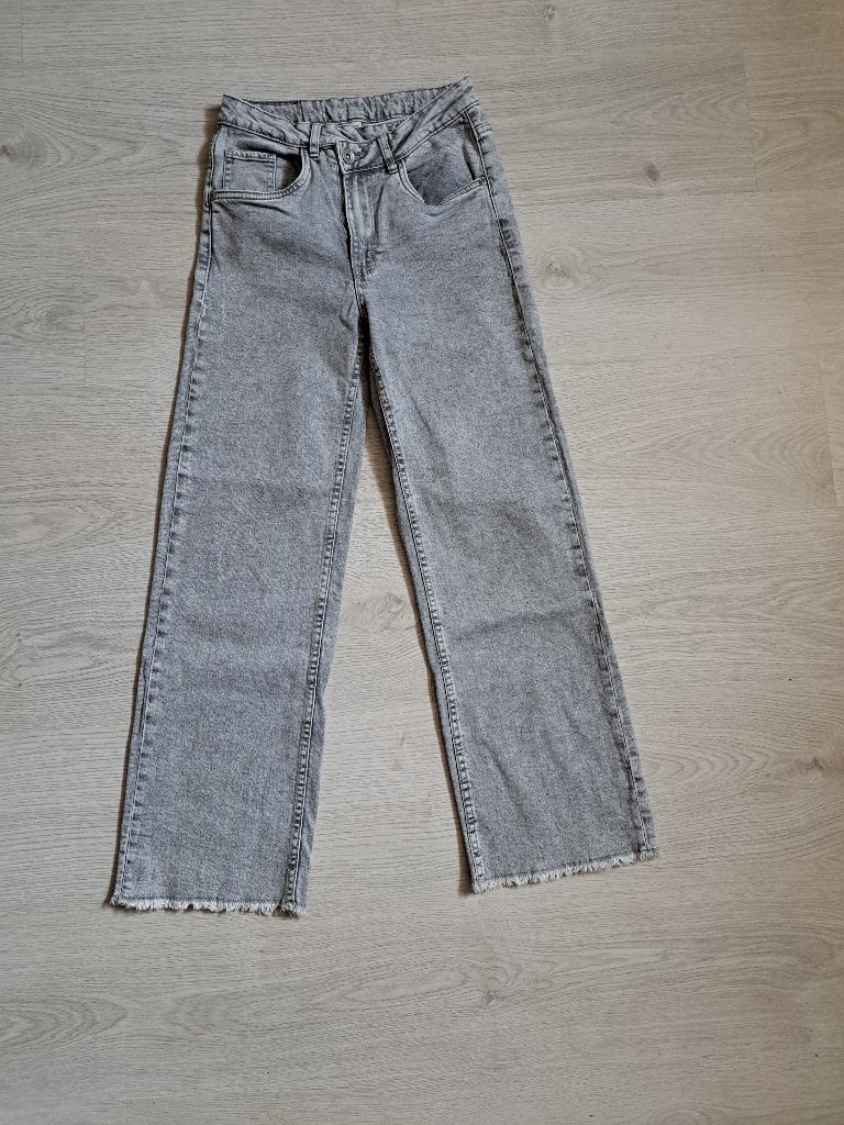 grijze spijkerbroek (Garcia), Kinderen en Baby's, Kinderkleding | Maat 158, Broek, Gebruikt, Meisje, Ophalen of Verzenden