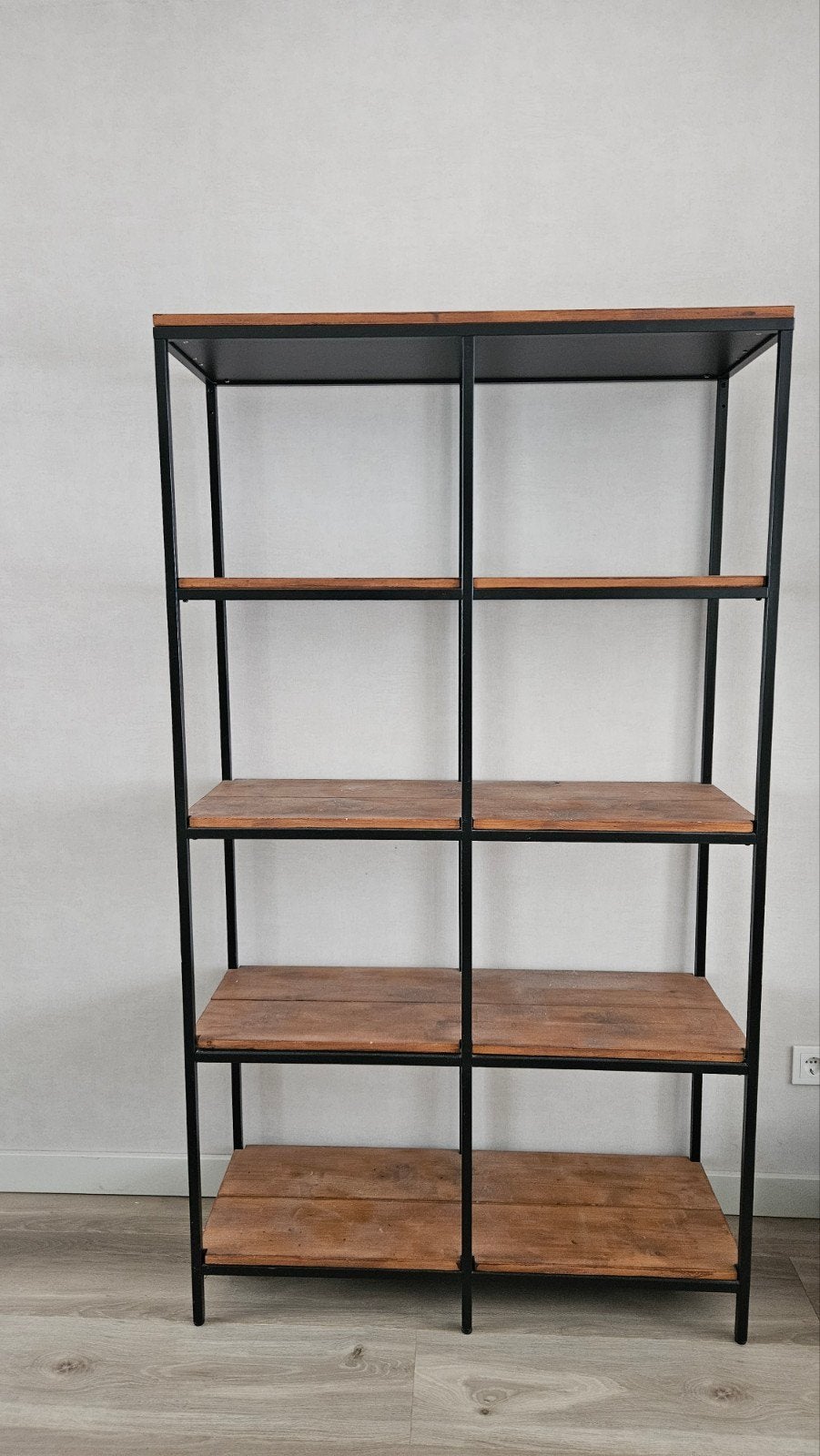 IKEA VITTSJÖ stellingkast, Ophalen, Zo goed als nieuw