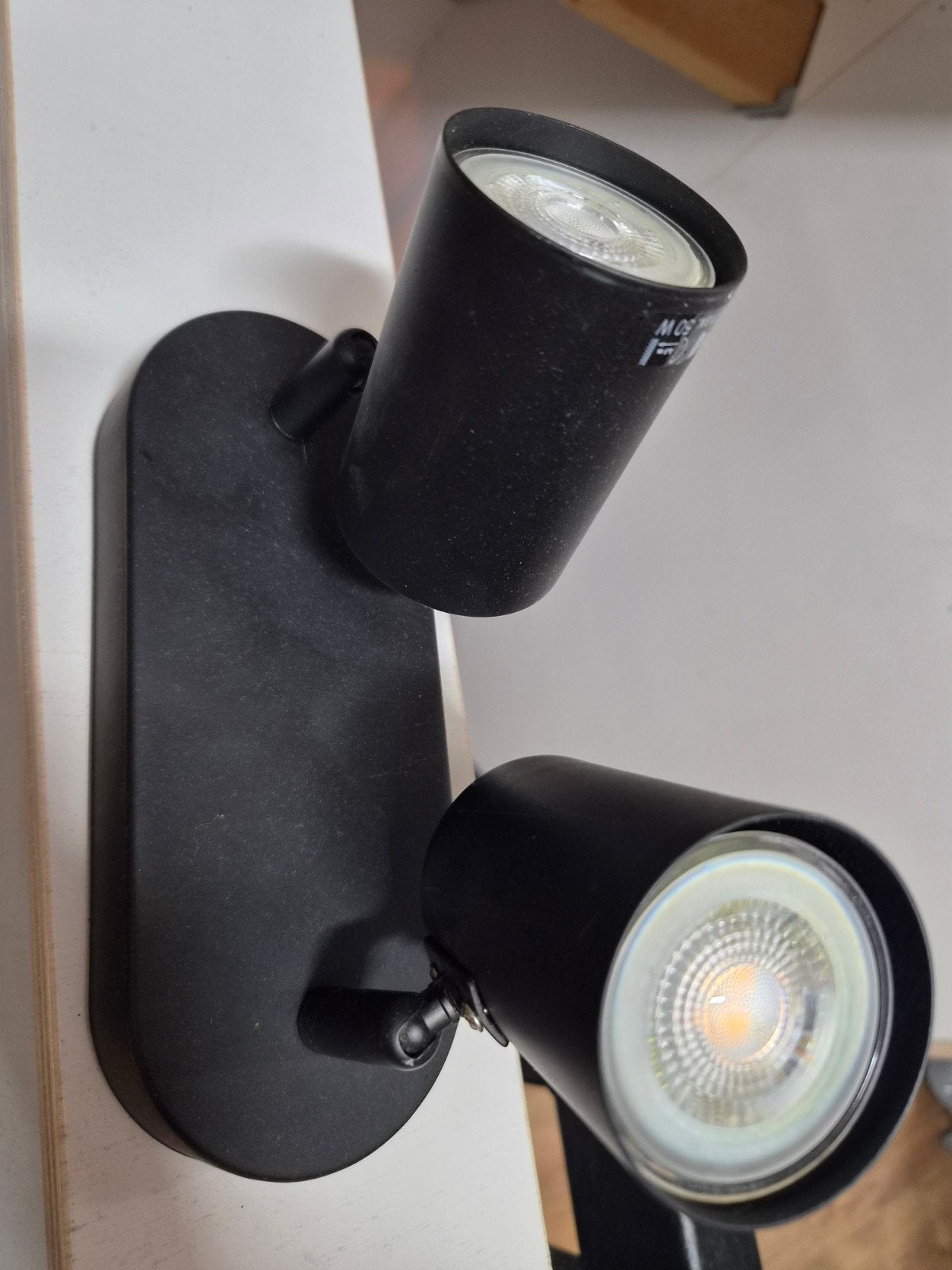 Spotjes 2x, Ophalen, Zo goed als nieuw, Plafondspot of Wandspot