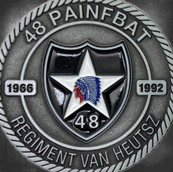 48 Painfbat COIN, Verzamelen, Militaria | Algemeen, Ophalen of Verzenden, Landmacht, Nederland, Embleem of Badge
