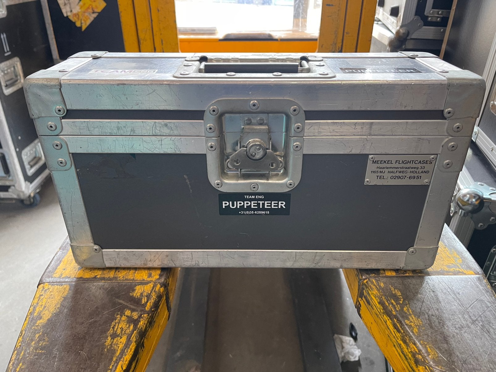 MEEKEL FLIGHTCASE 42x12,5cm 17+5cm Hoog Klapdeksel TOPPER, Ophalen, Gebruikt, Overige instrumenten, Flightcase