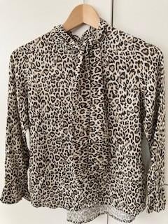 Schattig blouse, bloesje met panter print van Elsy 146/152, Elsy, Meisje, Overhemd of Blouse, Nieuw