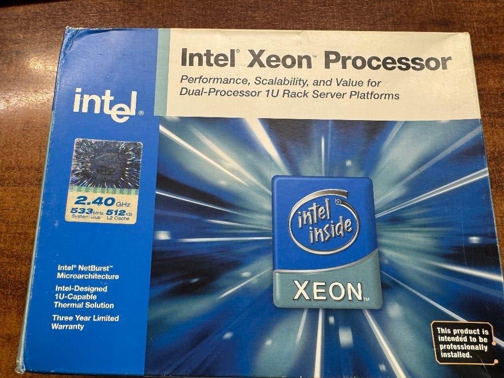 Intel Xeon processor, Ophalen of Verzenden, Nieuw, Intel Xeon, 2 tot 3 Ghz