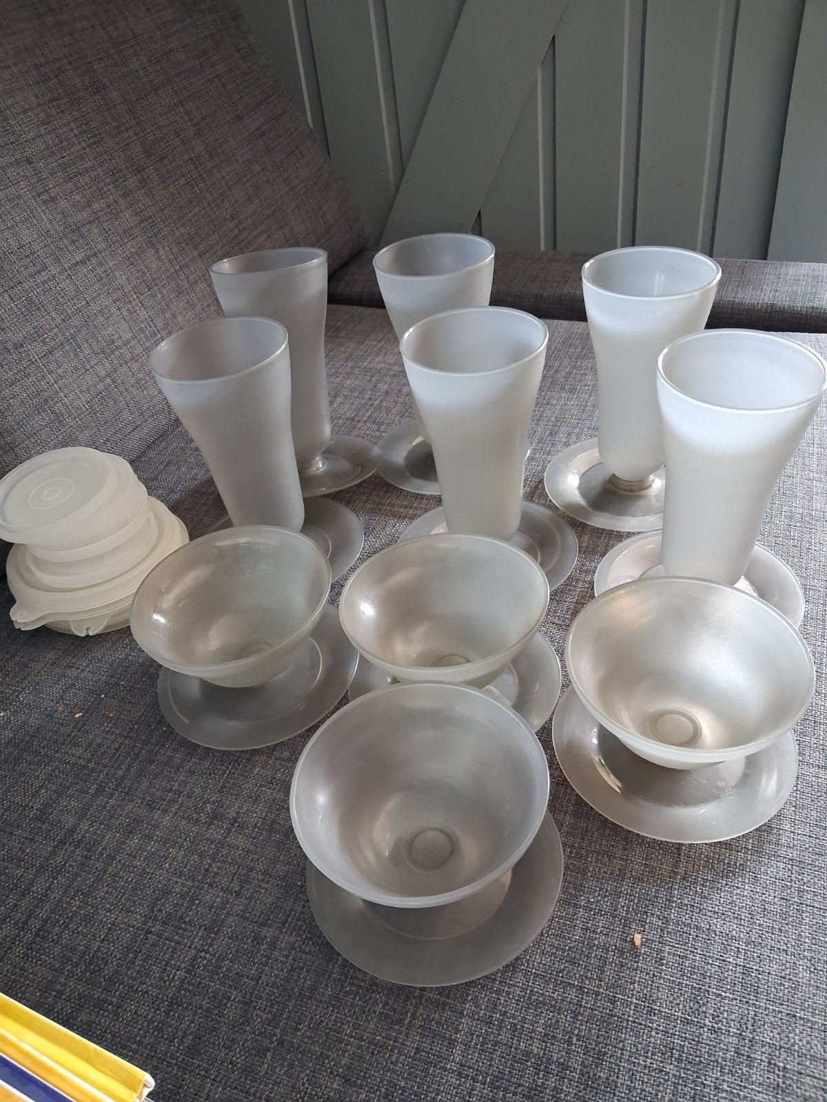 10 x grijze ijscoupes tupperware met deksel, Ophalen of Verzenden