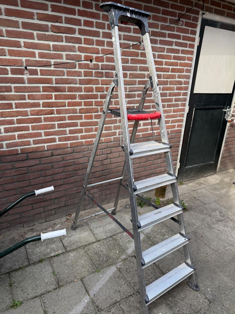 Altrex Double Decker 6-treeds trap, Doe-het-zelf en Verbouw, Ladders en Trappen, Ophalen, Gebruikt, Trap, Opvouwbaar of Inschuifbaar