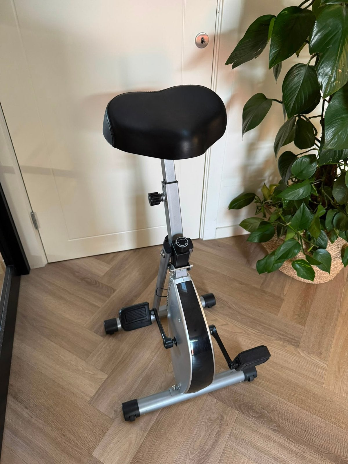 Deskbike 2950 (bureaufiets), Ophalen, Zo goed als nieuw, Metaal, Stoelfiets