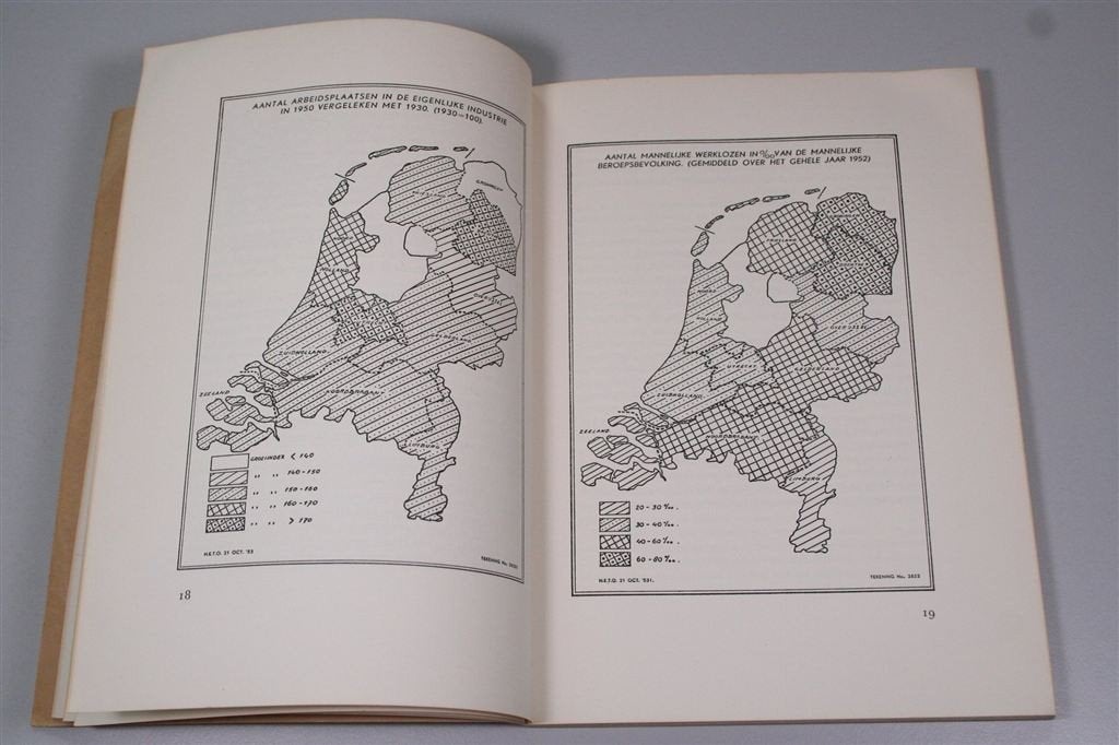 Rapport Groninger Welvaartscommissie — ca. 1970, Ophalen of Verzenden, Gelezen