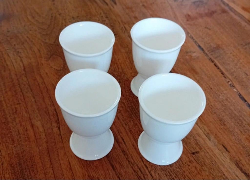 Maxwell & Williams Eierdopjes - Set van 4, Ophalen of Verzenden, Gebruikt, Porselein, Overige typen