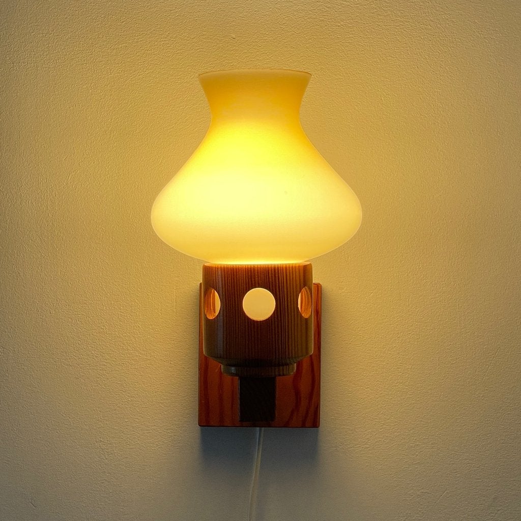 Vitrika vintage Mid Century design WANDLAMP Danish Scandi, Ophalen of Verzenden