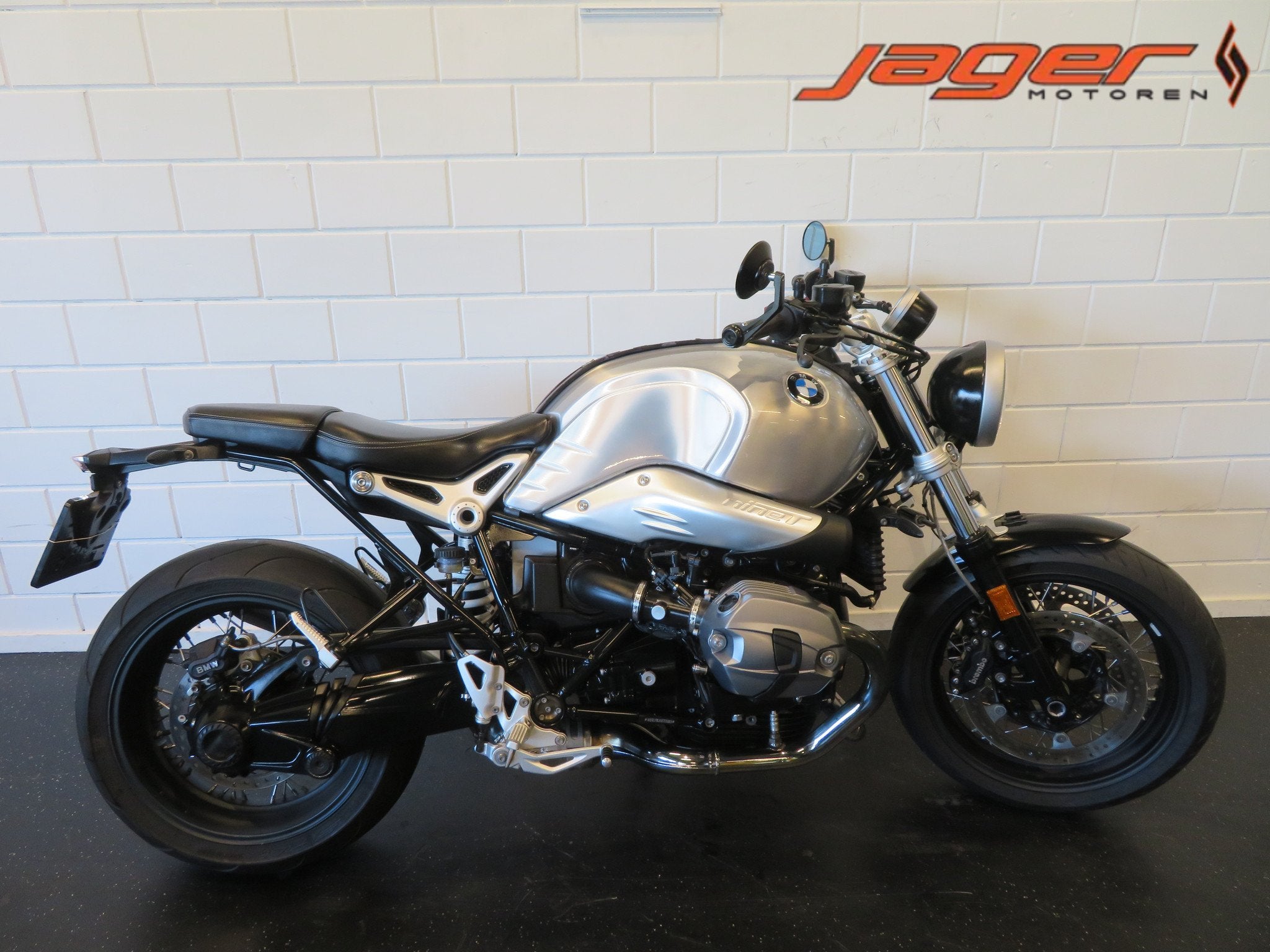 BMW R NINE T PURE SCRAMBLER SUPER FRAAI (bj 2017), Naked bike, Gebruikt, Bedrijf