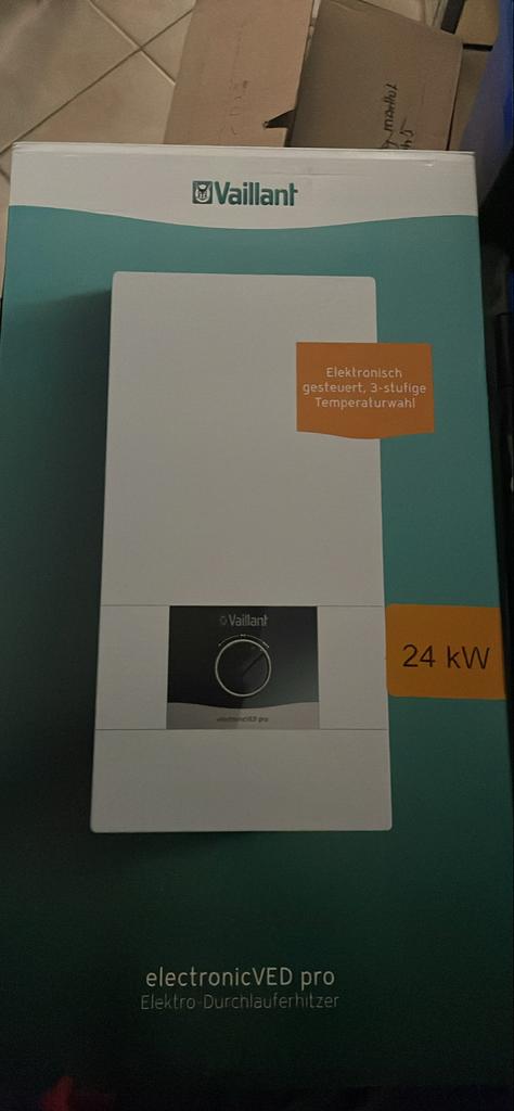 Vaillant electronicVED pro 24 kW doorstroomverwarmer, Doe-het-zelf en Verbouw, Ophalen, Overige typen, Nieuw, Minder dan 60 cm