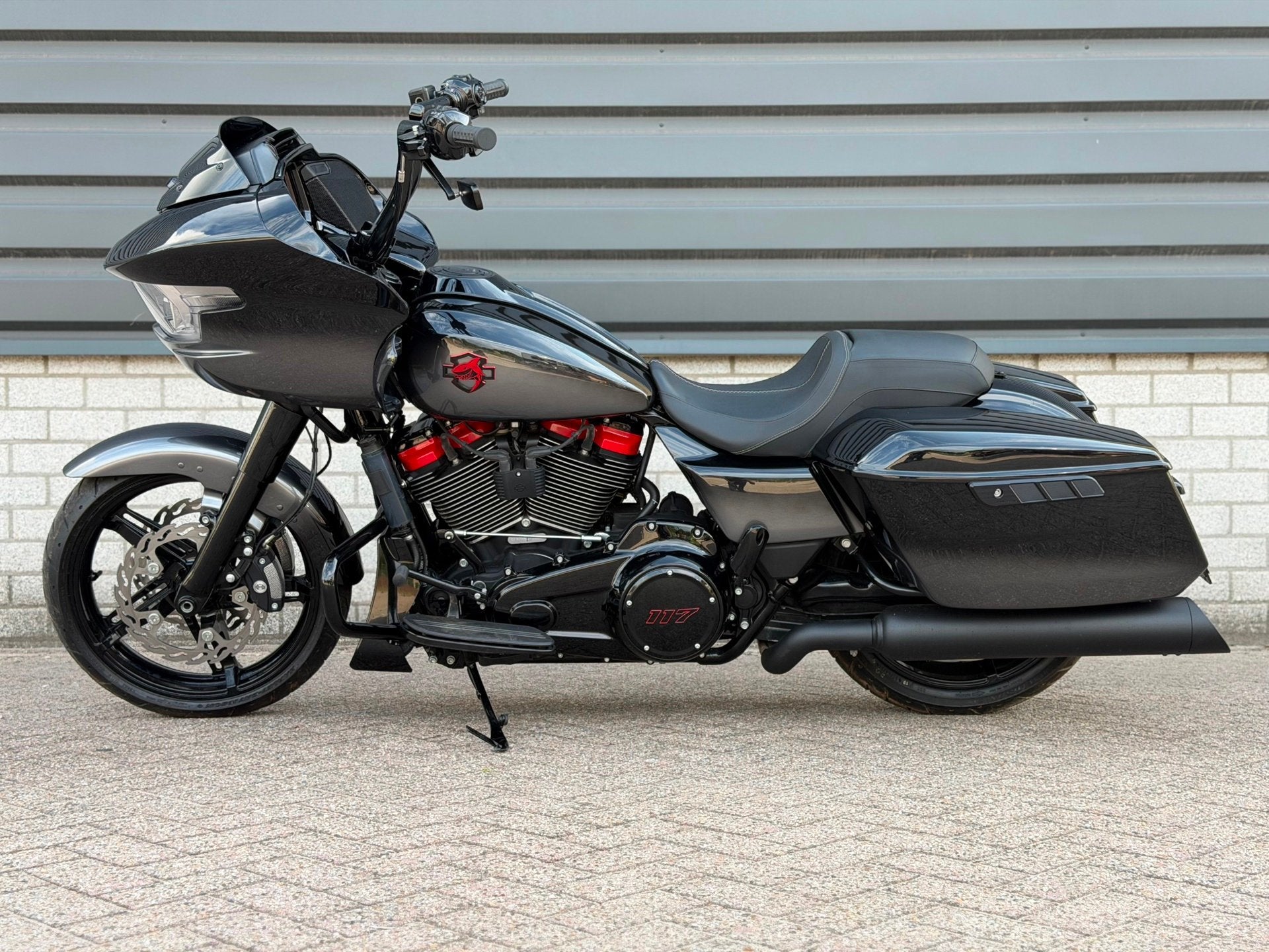 Harley Davidson FLTRX Road Glide 117 CUSTOM | NIEUW MODEL!, Motoren, Motoren | Harley-Davidson, Bedrijf, Meer dan 35 kW, Toermotor