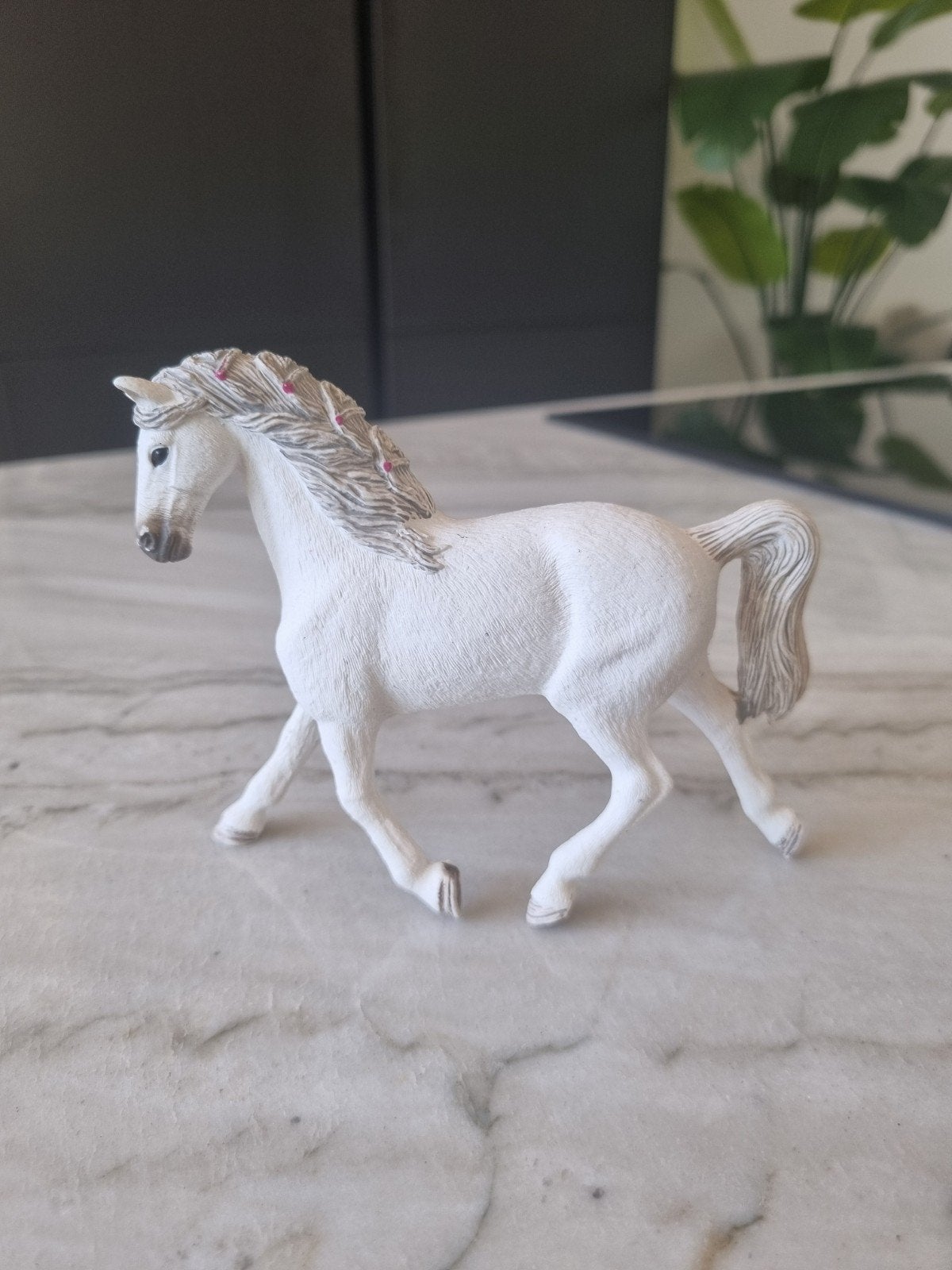 Schleich, 13858 Holsteiner merrie, Ophalen of Verzenden, Zo goed als nieuw, Paard, Beeldje of Figuurtje