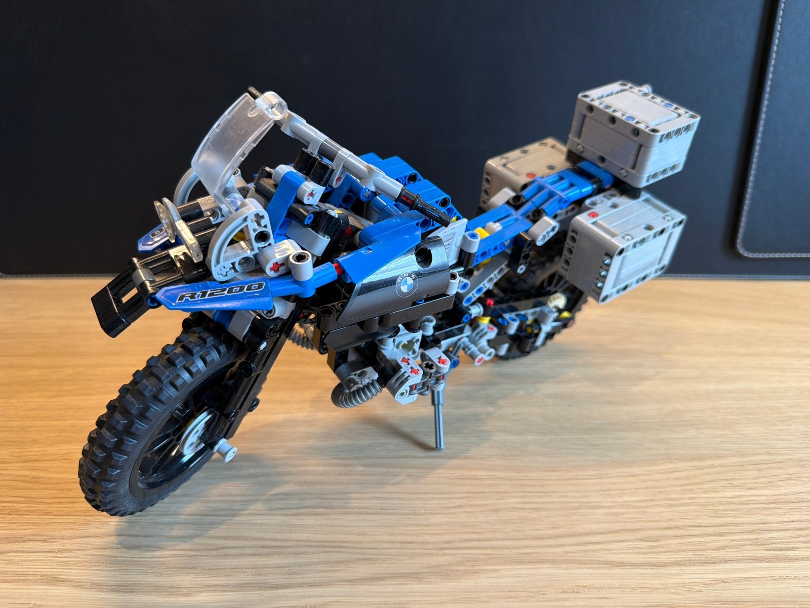 LEGO Technic BMW R 1200 GS Adventure (42063), Ophalen, Zo goed als nieuw, Overige merken