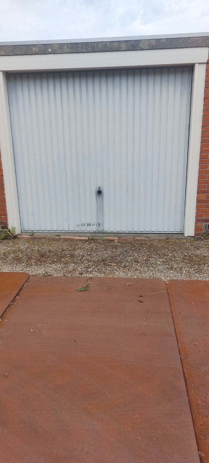 Te Huur, Garagebox Delfzijl
