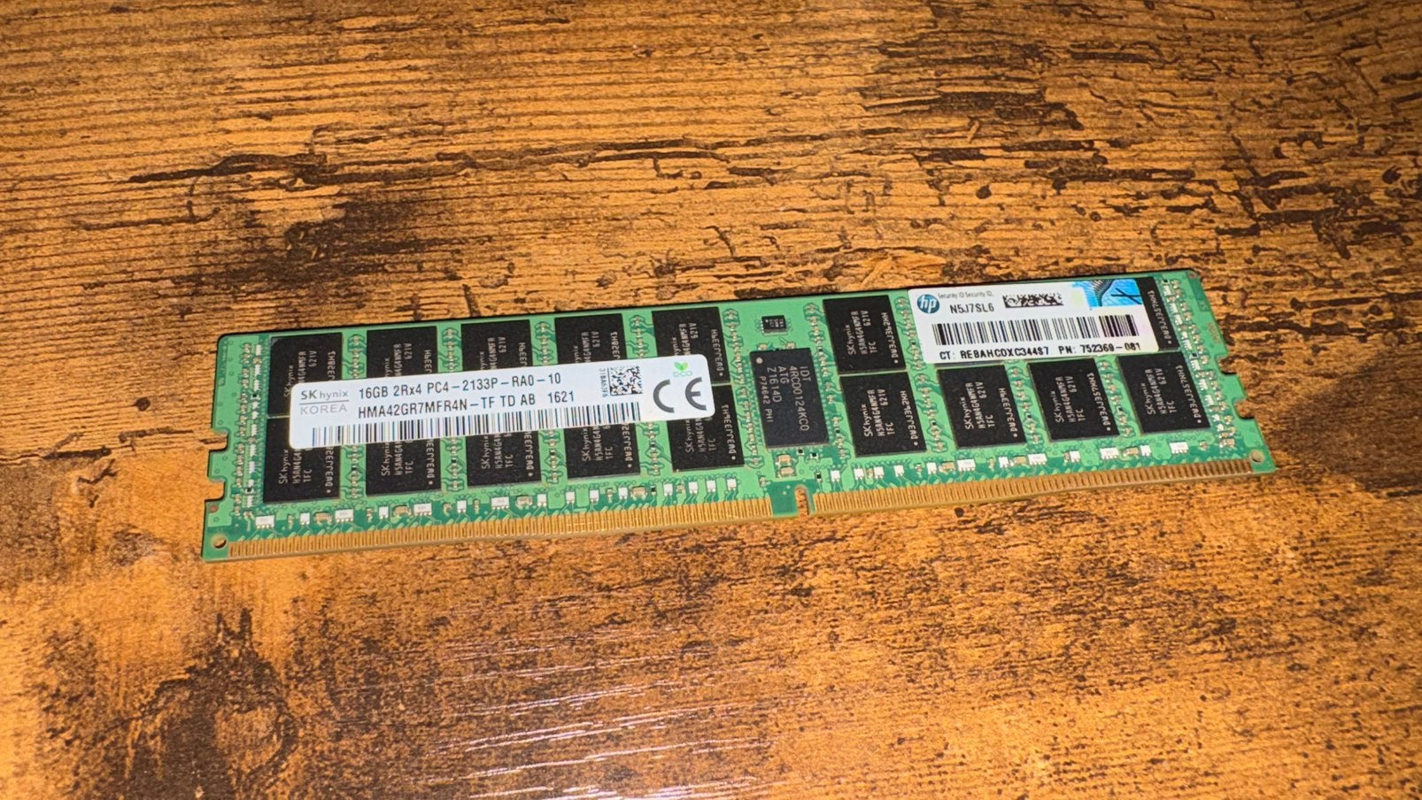 16GB Server Ram DDR4, Computers en Software, RAM geheugen, DDR4, Ophalen of Verzenden, Zo goed als nieuw, Desktop