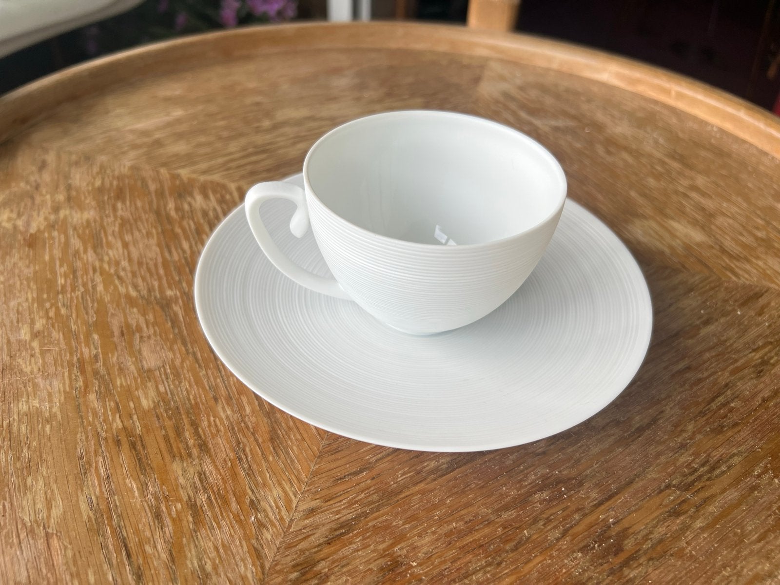 Kop en schotel J.L. Coquet Hemisphere Limoges porselein, Overige merken, Ophalen of Verzenden, Zo goed als nieuw, Modern