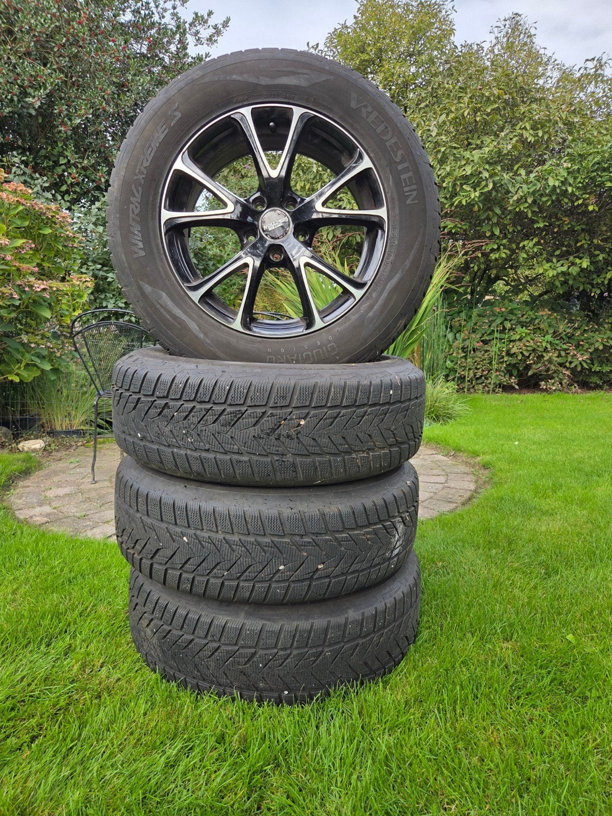 Vredestein winterbanden met velgen - 225/65 R17, Ophalen, Gebruikt, Banden en Velgen, 17 inch