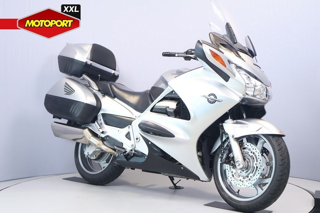 Honda ST 1300 PAN EUROPEAN ABS (bj 2011), Motoren, Motoren | Honda, Honda Motor Europe Ltd, Bedrijf, Toermotor, Customer.service@honda-eu.com