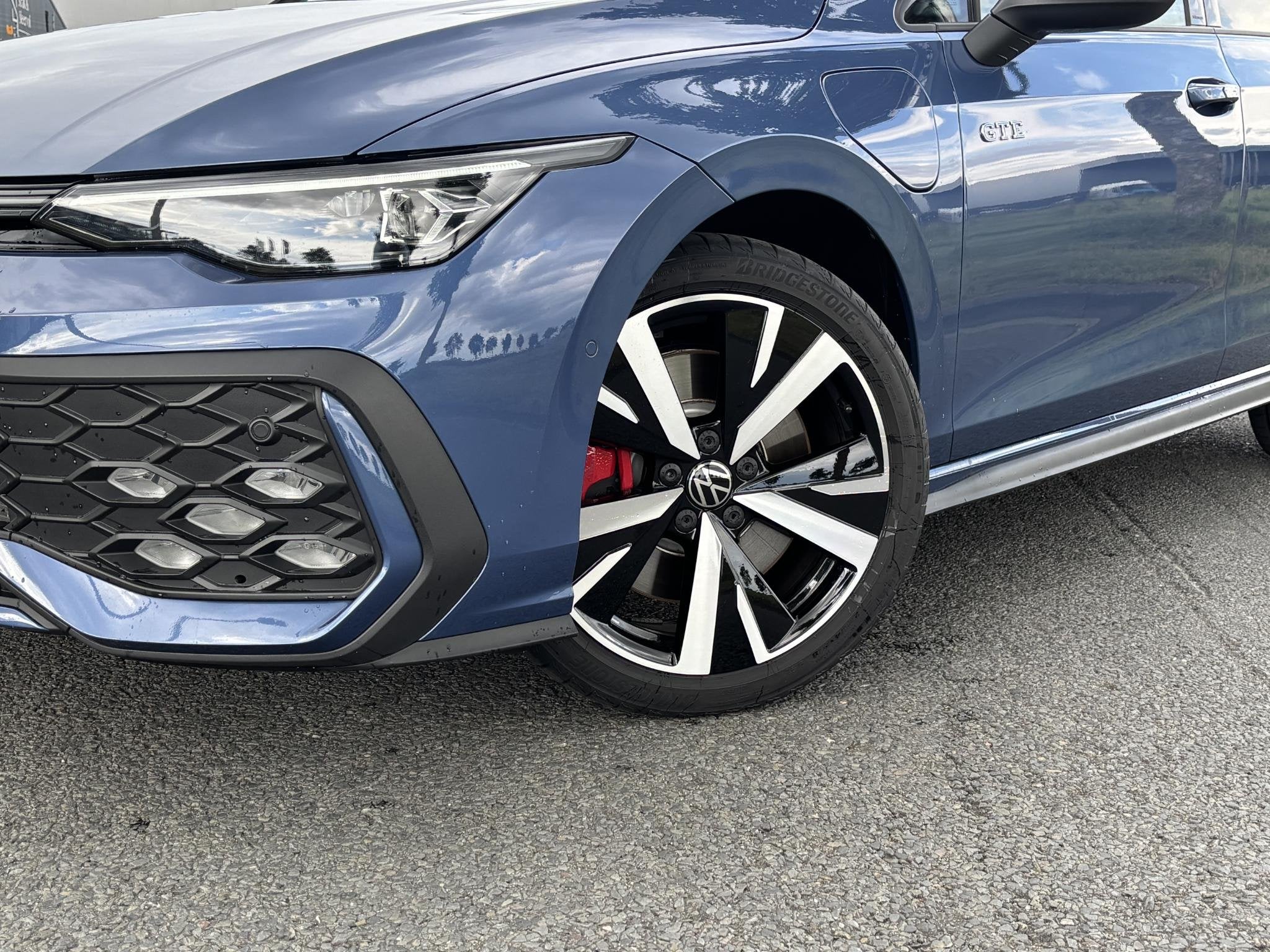 Volkswagen Golf 1.5 eHybrid GTE | Panoramadak | Garantie tot, Auto's, Volkswagen, 4 cilinders, 26 kWh, Hatchback, 1562 kg