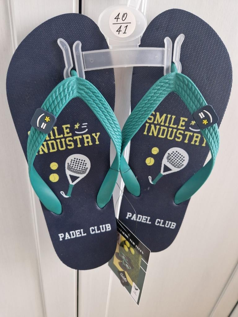 Nieuwe Padel Club Slippers Maat 40/41, Ophalen of Verzenden, Nieuw, Padelschoenen