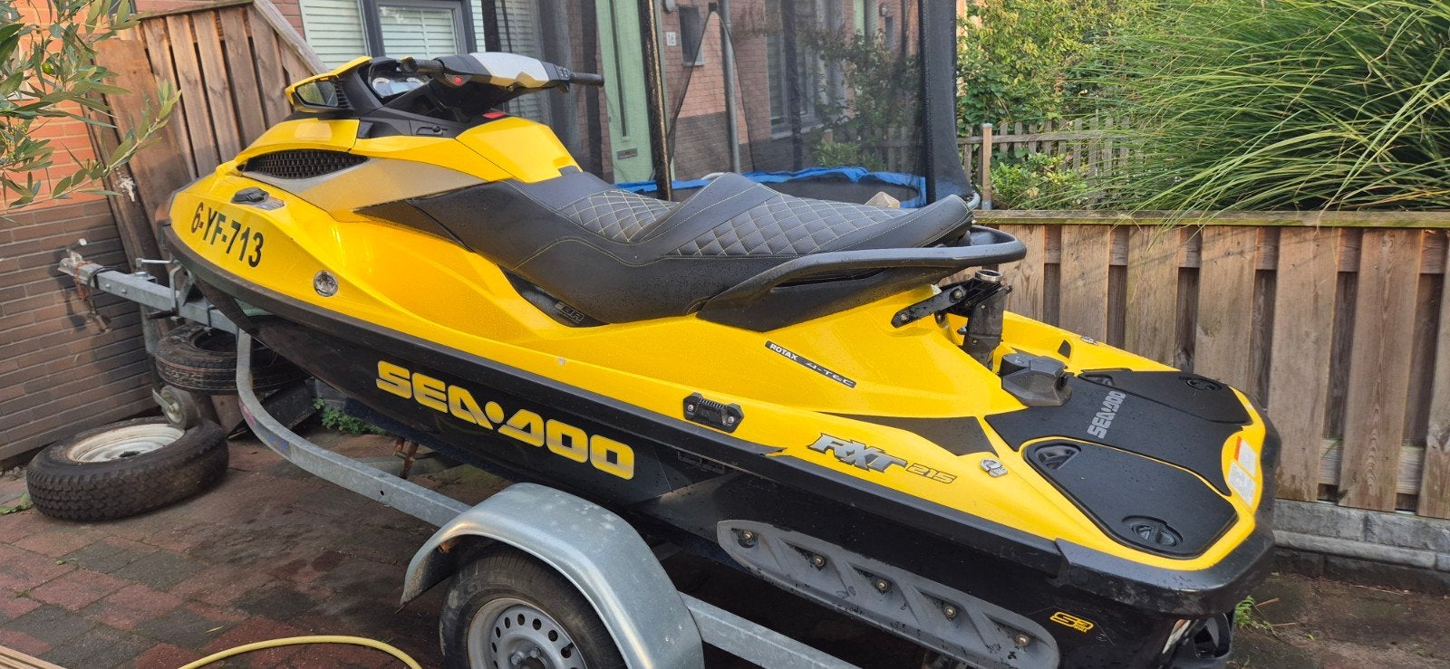 Sea-Doo RXT 215 wake edition met trailer, Watersport en Boten, Ophalen of Verzenden, Gebruikt, Benzine, 200 pk of meer