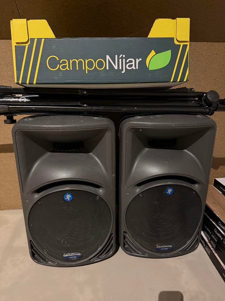Mackie SRM450 set (exclusief statief), Gebruikt, 120 watt of meer, Front, Rear of Stereo speakers, Ophalen