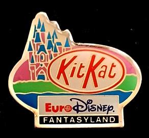 Euro Disney Kit Kat pin, Verzamelen, Ophalen of Verzenden, Nieuw, Merk, Speldje of Pin