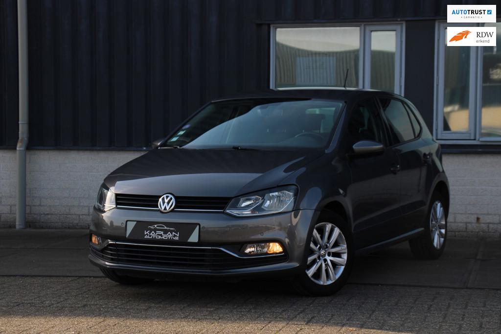 Volkswagen Polo 1.2 TSI Comfortline DSG Cruise Navi CarPlay, Auto's, Gebruikt, Zwart, 4 cilinders, Bedrijf