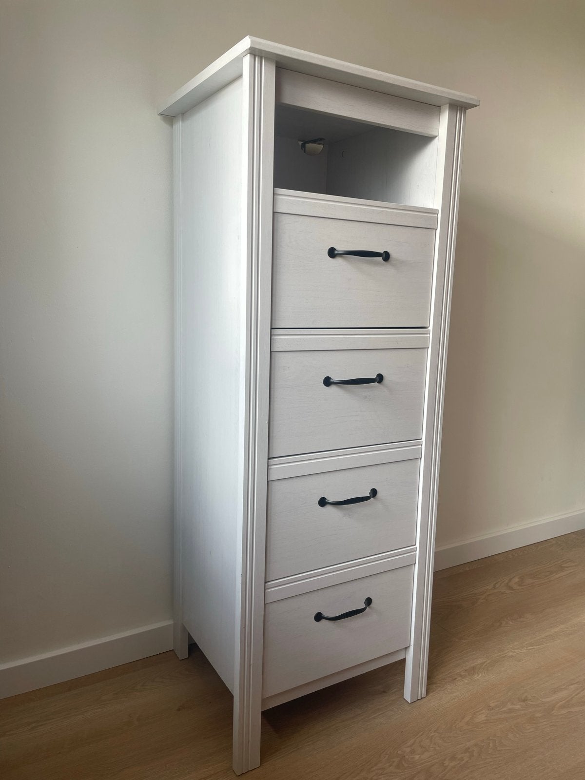 IKEA brusali ladekast met 4 laden en open vak, Ophalen, Gebruikt, 100 tot 150 cm, 50 tot 100 cm