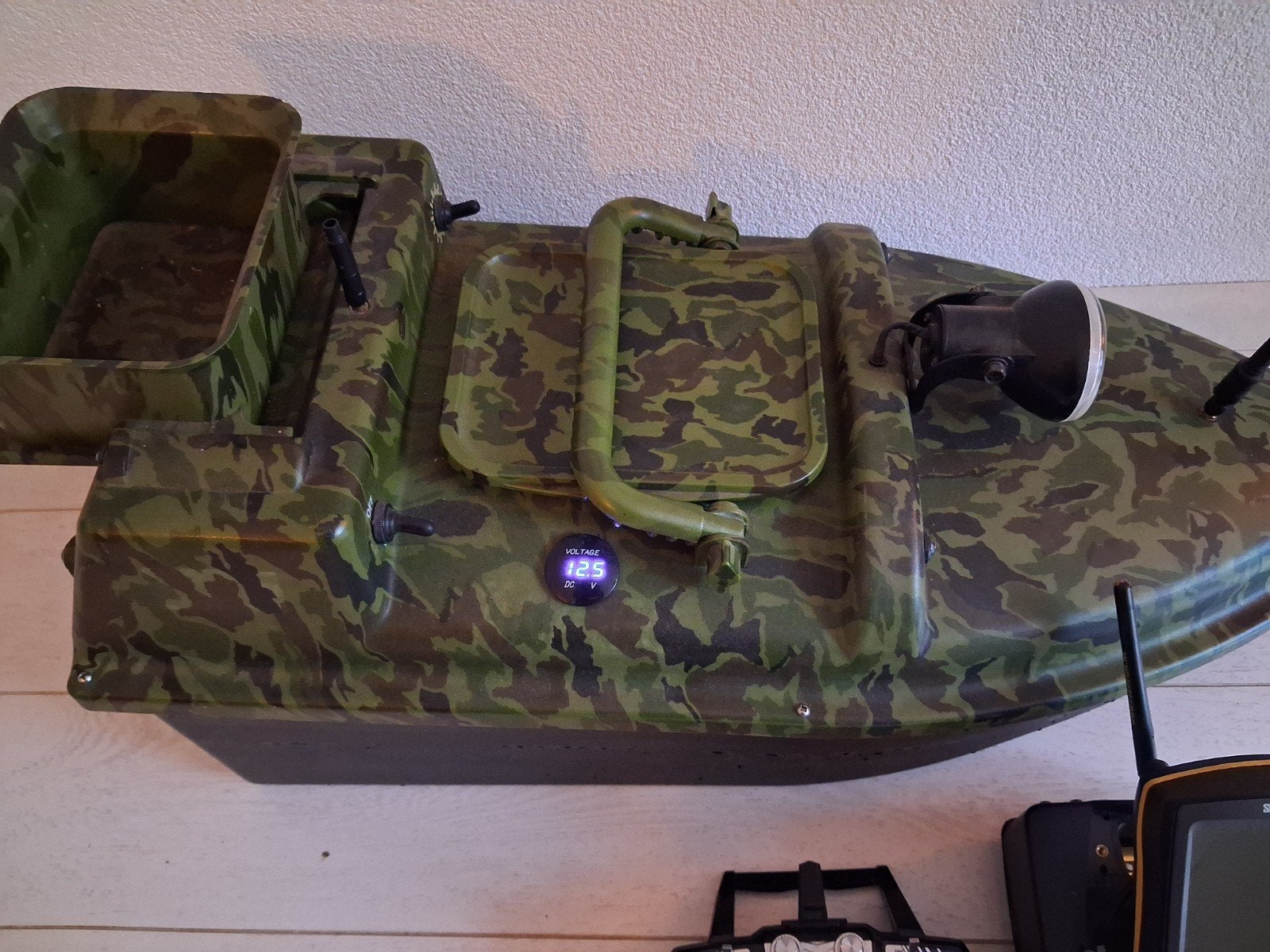 Anatec voerboot digitaal +Rf15 dieptemeter, Ophalen, Gebruikt, Complete set