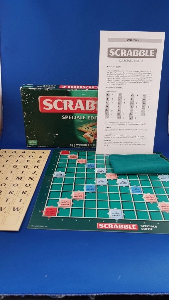 Scrabble Special Editie, met 52 steentjes, inhoud nieuw 5A29, Tweedehands verkoop, Tweedehands verkoop, Gebruikt, Ophalen of Verzenden