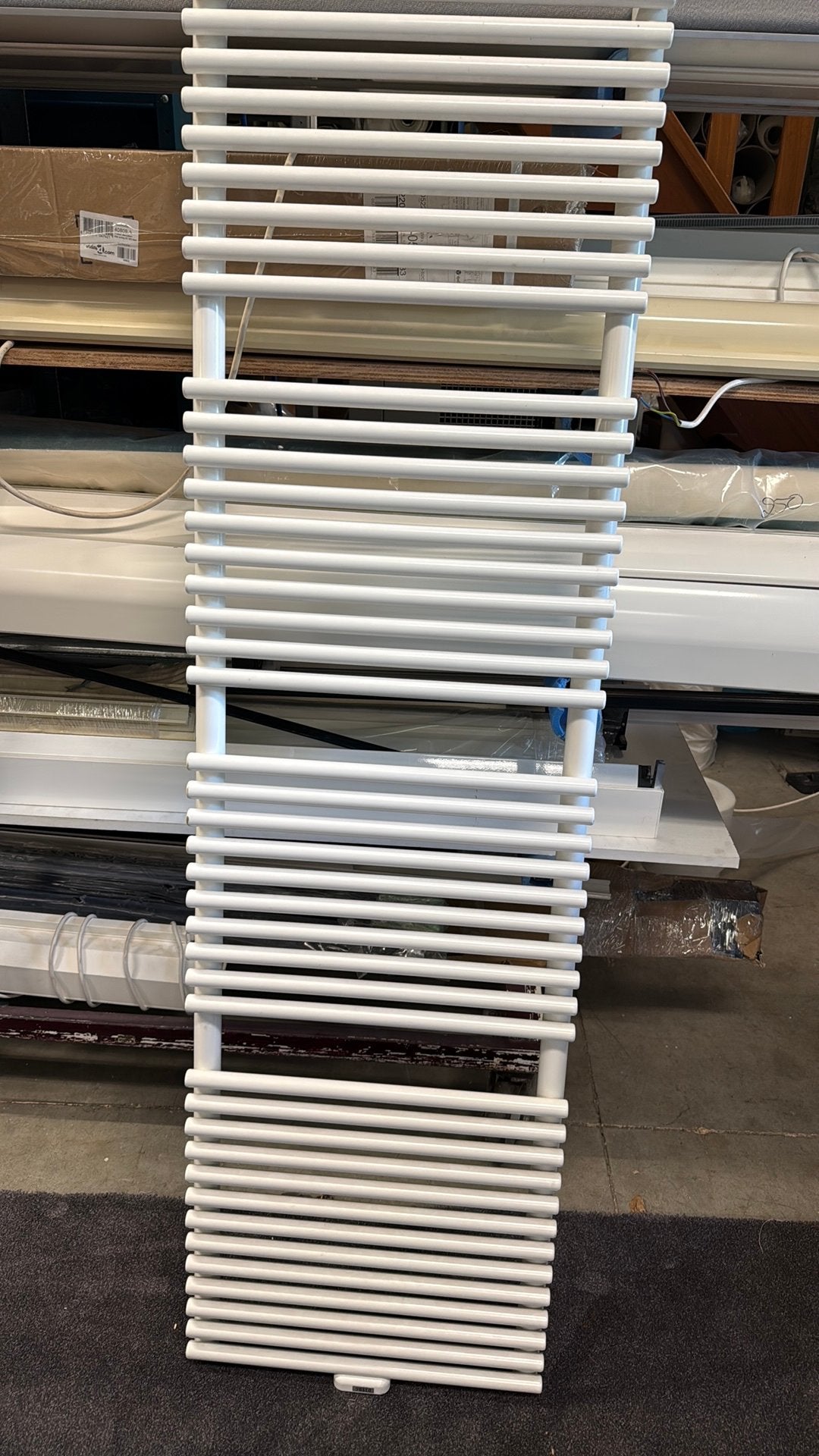 Vasco desing radiator nieuw, Doe-het-zelf en Verbouw, Verwarming en Radiatoren, Ophalen, Radiator, Nieuw, Minder dan 60 cm