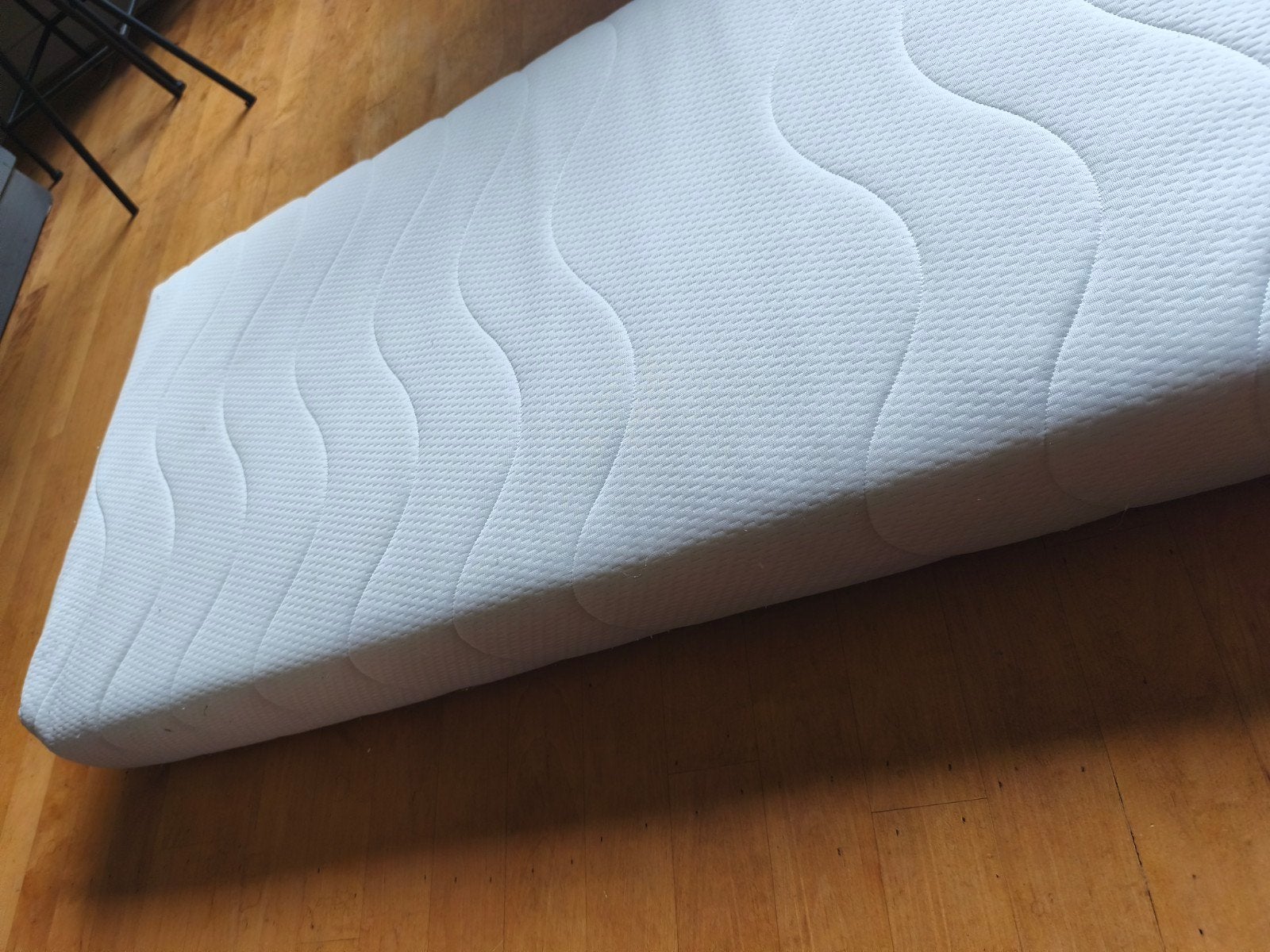 campingbedje met matras en donsdekentje met linnen, Ophalen, Gebruikt, Eenpersoons