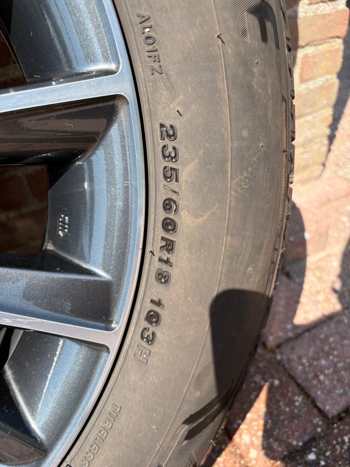 Foto 10 van Wielsets Lexus NX, RX en Audi A3, A4 velgen met banden