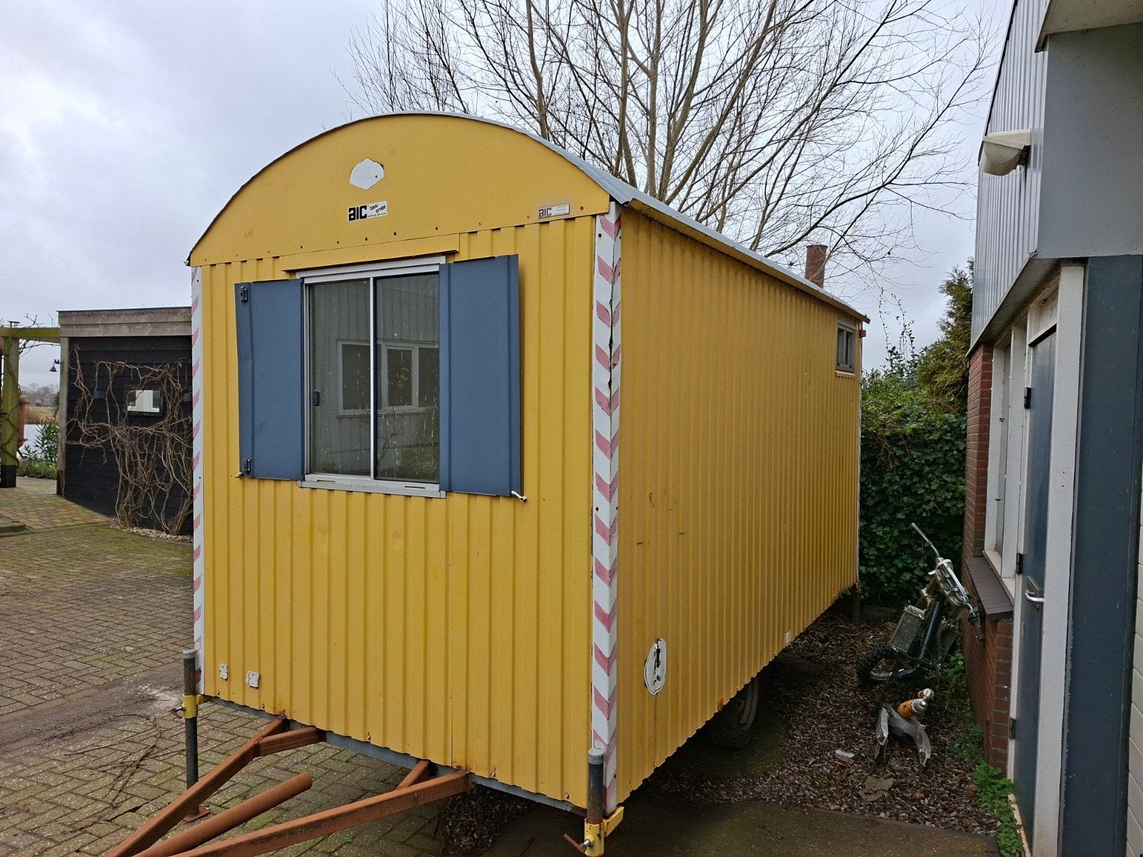 Schaftkeet met wat werk, Ophalen, Gebruikt