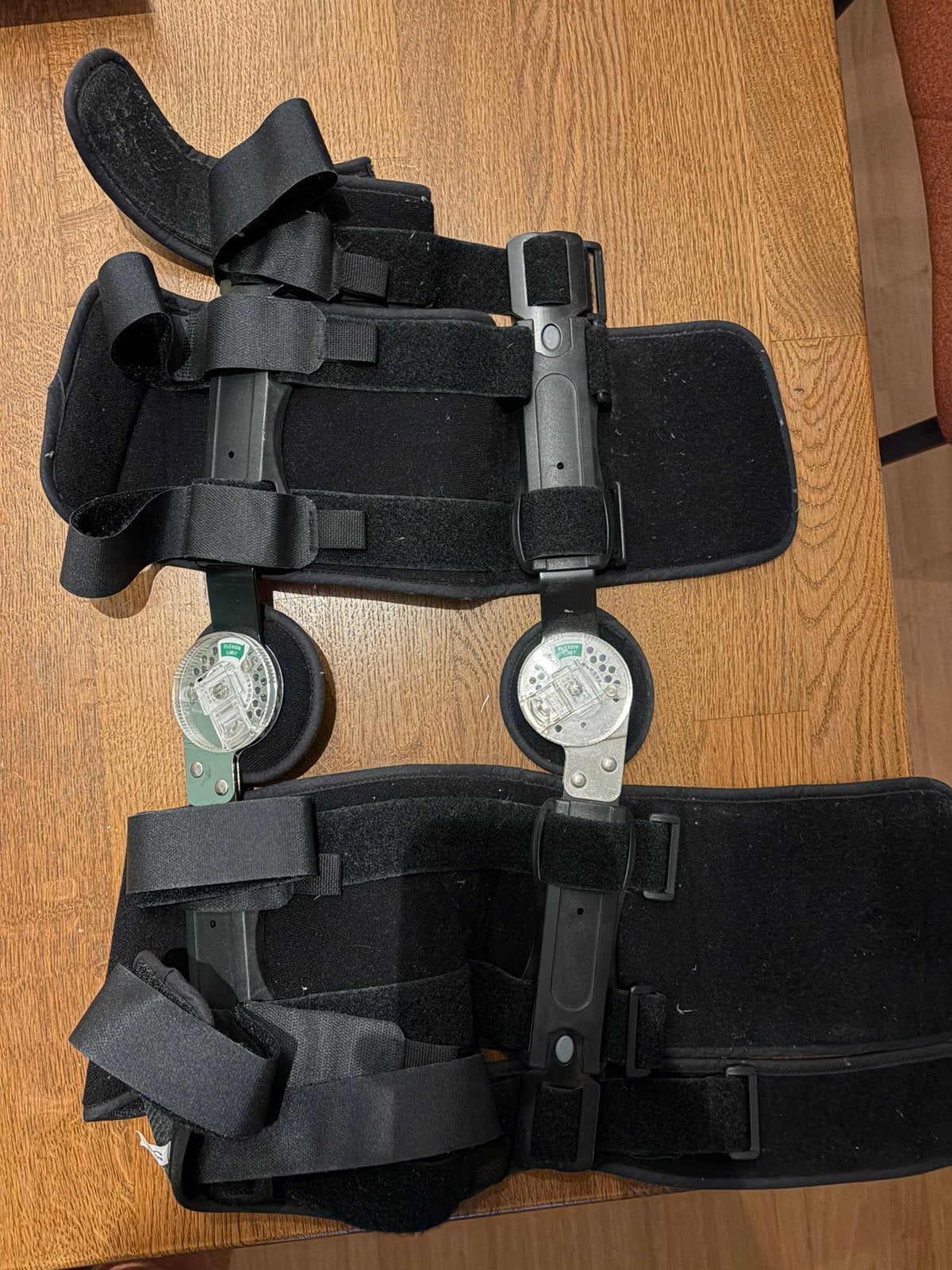 Medische Knie Brace volledig instelbaar, Diversen, Ophalen, Zo goed als nieuw