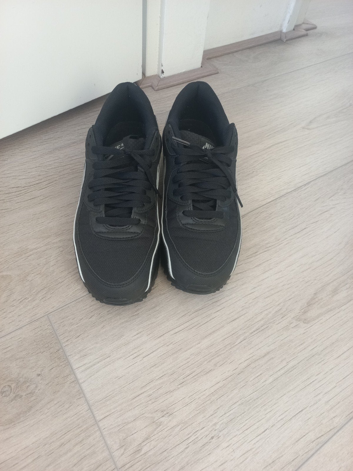 zwarte nike air max maat 41 zgan, Nike air max, Zwart, Ophalen of Verzenden, Sneakers of Gympen
