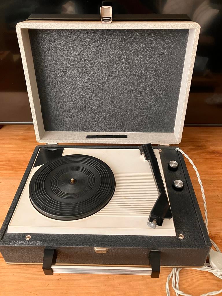 Vintage koffer platenspeler met ingebouwde speaker, Ophalen, Zo goed als nieuw, Platenspeler, Overige merken