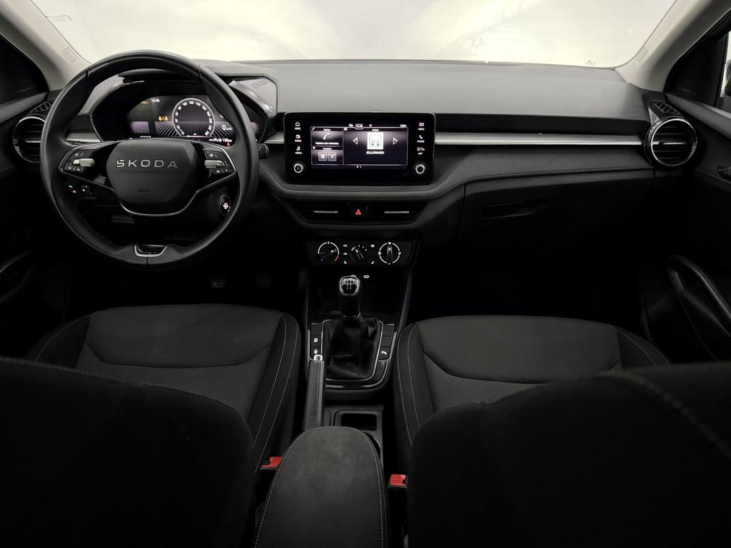 Skoda Fabia 1.0 TSI Business Edition Camera, Apple carplay,, Voorwielaandrijving, Stof, Gebruikt, Bedrijf