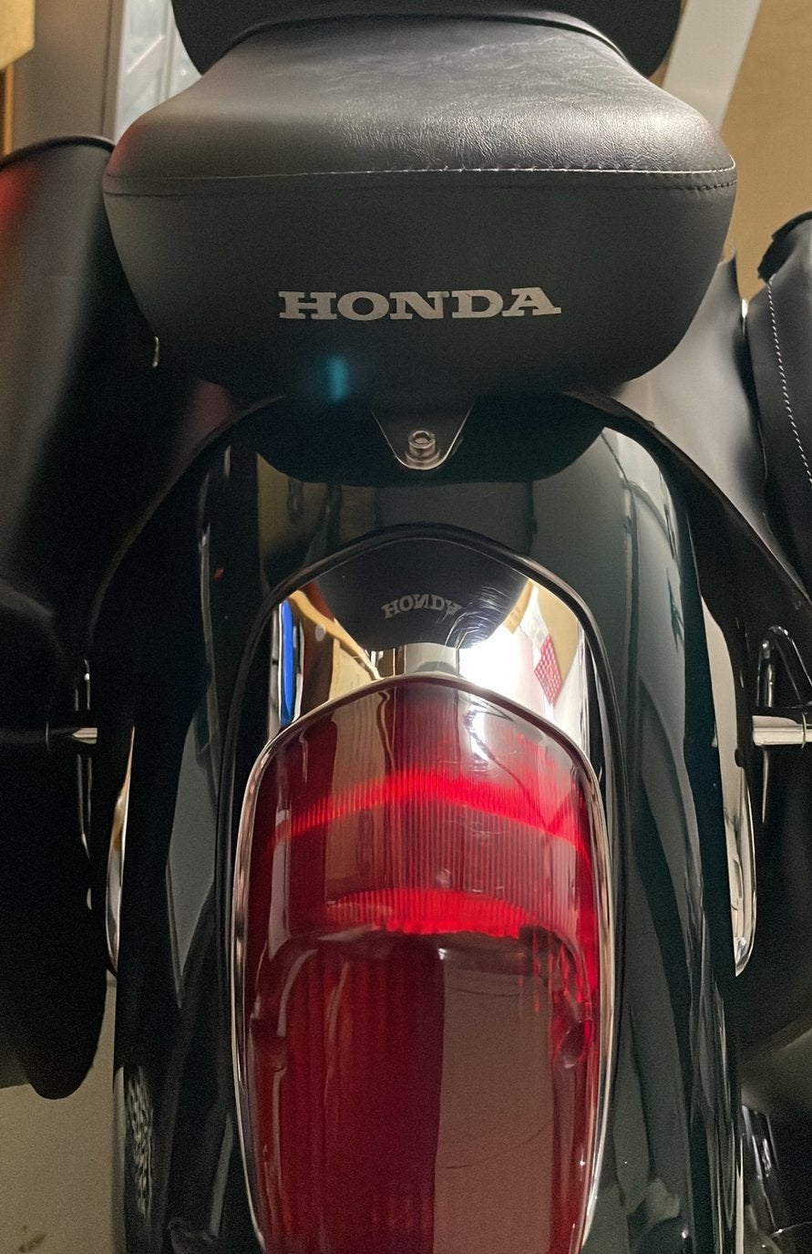 Gevraagd Buddyseat Honda Shadow 750 c2 Ace, Ophalen of Verzenden, Gebruikt