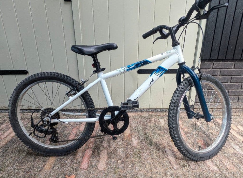 Rockrider kinder mountainbike 20 inch - technisch prima, Fietsen en Brommers, 20 inch of meer, Gebruikt, Velgrem, Ophalen of Verzenden