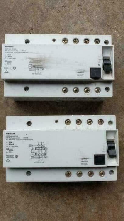 nog 1x SIEMENS  aardlekschakelaar 63A 30 mA  3-fase 400 volt