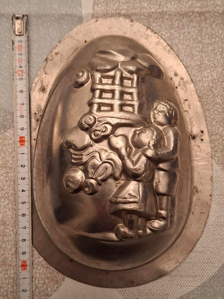 2x Paasei chocolade vorm mal chocolademal chocoladevorm, Diversen, Pasen, Ophalen of Verzenden