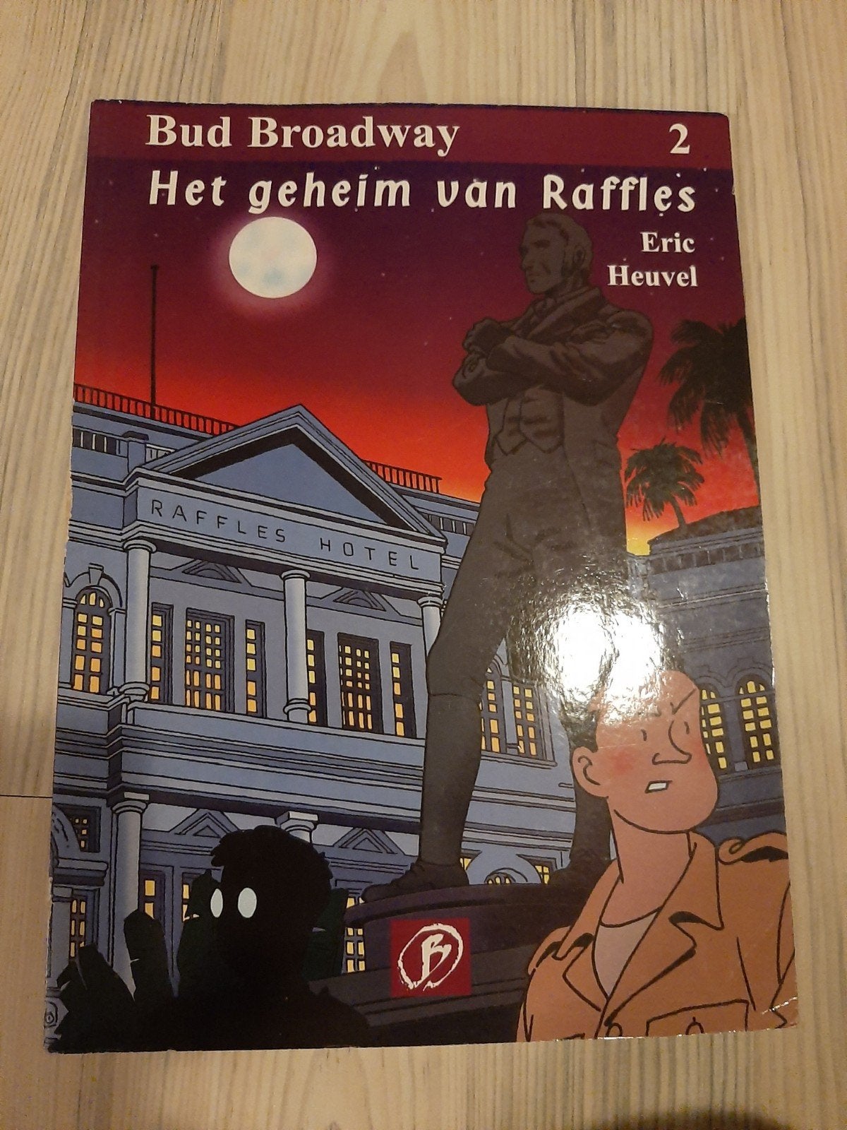 Bud Broadway 2: Het Geheim van Raffles - Eric Heuvel, Boeken, Eén stripboek, Ophalen of Verzenden, Zo goed als nieuw, Eric Heuvel
