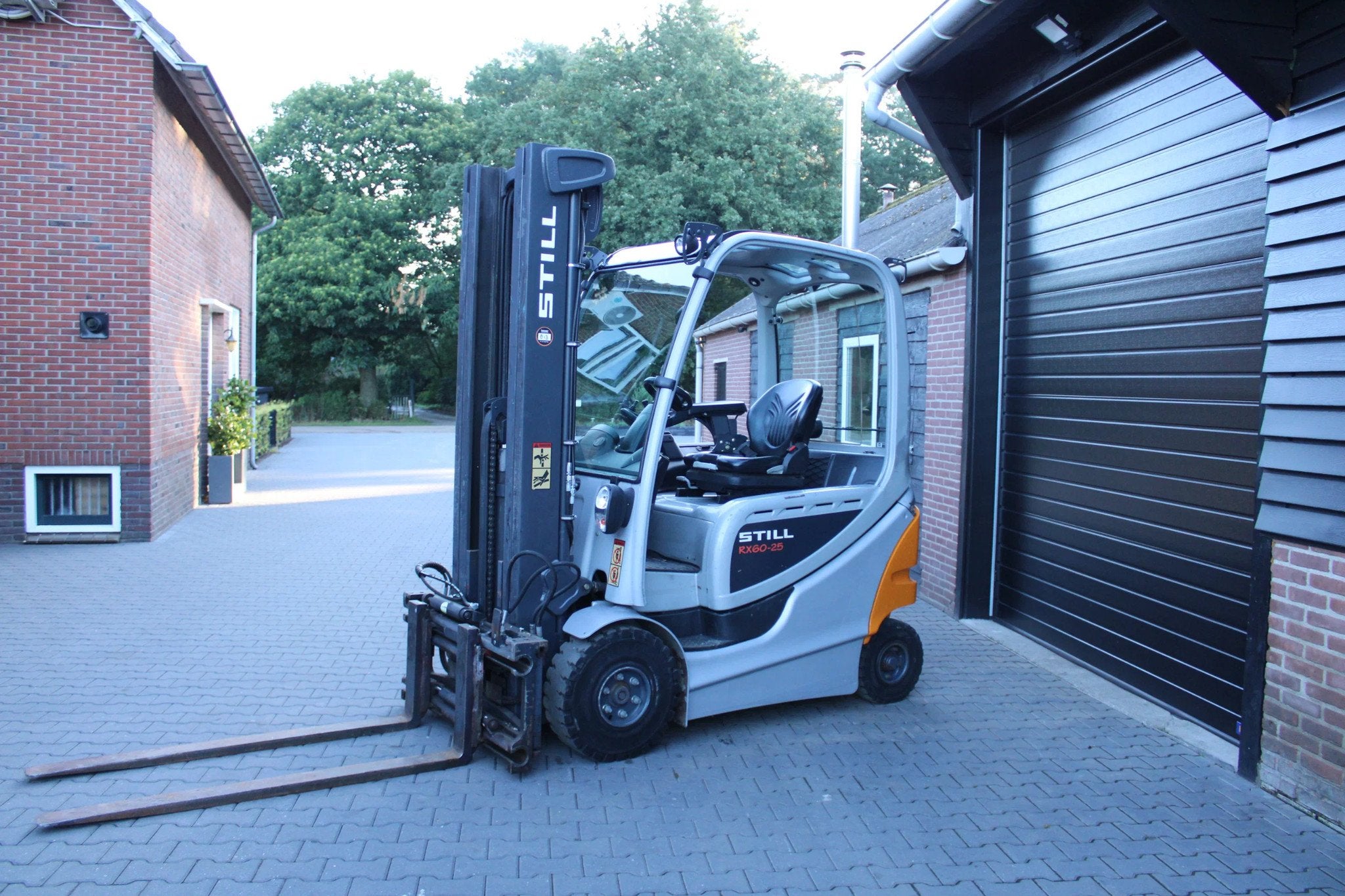 Still RX60 25 heftruck elektrische triplex sideshift lepelve, 2000 tot 3000 kg, Elektrisch, Heftruck, Still
