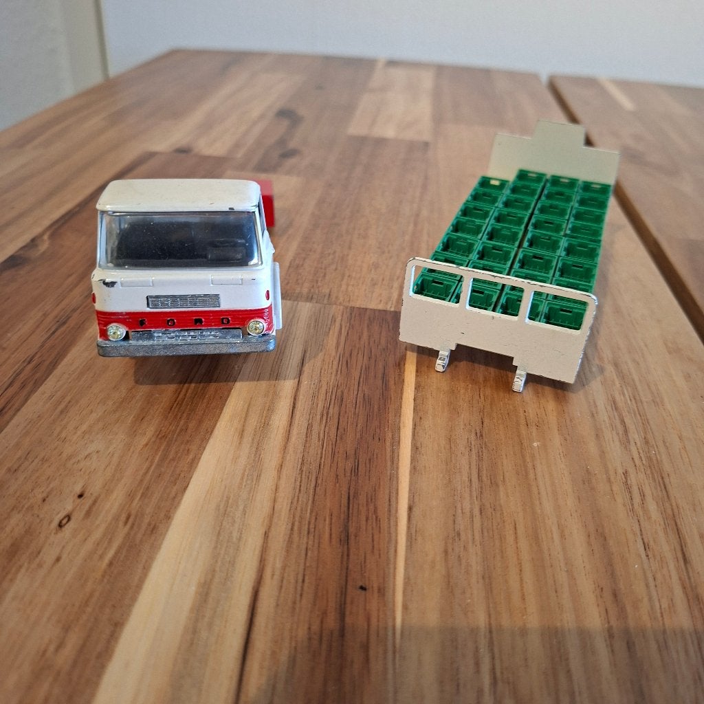TEKNO FORD,S DRANKEN AUTO GEBRUIKT /KIEPER NIEUW + KLEP., Verzenden, Gebruikt, Bus of Vrachtwagen, Tekno