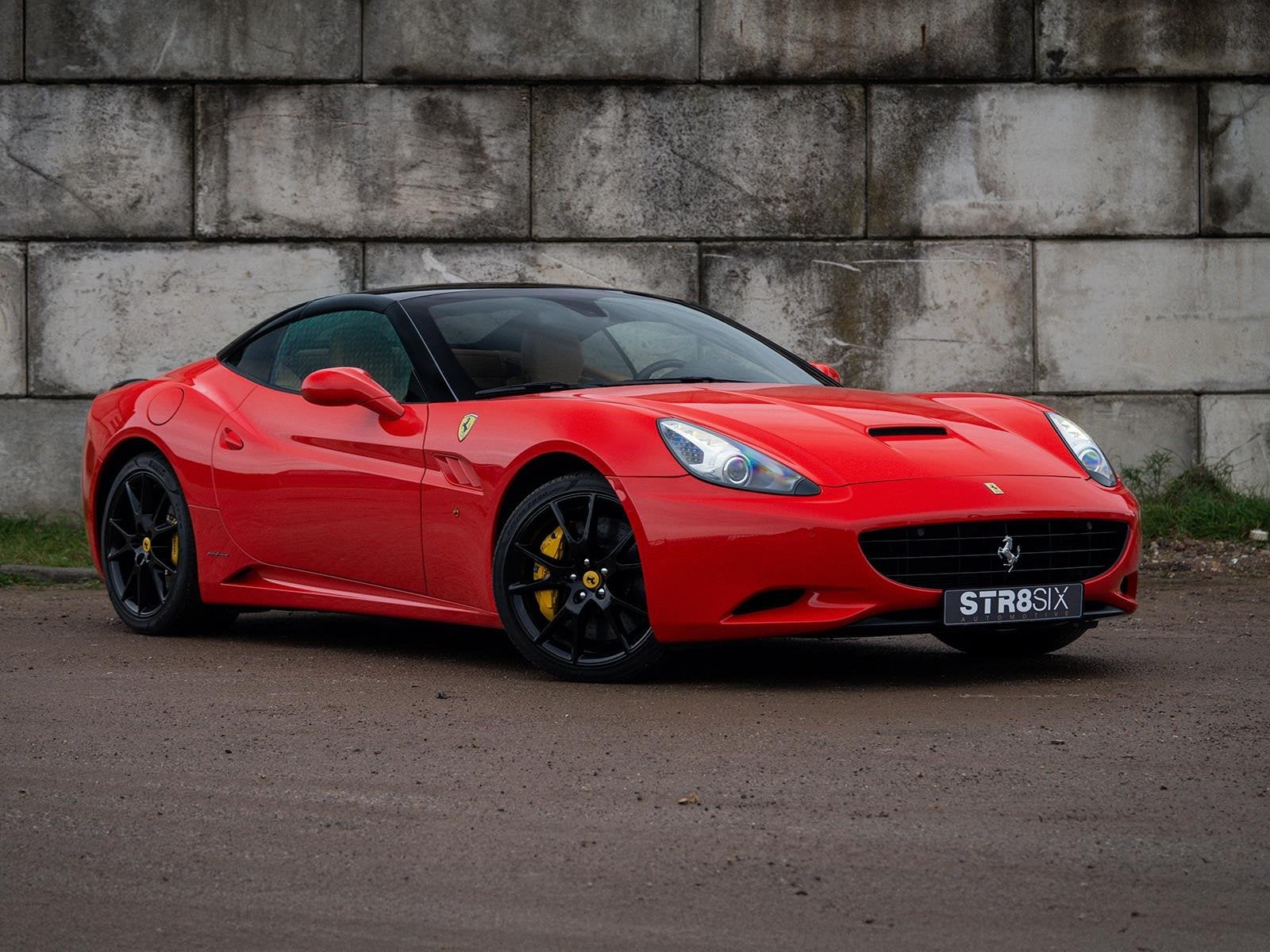 Ferrari California 4.3 V8 466PK (2010) | 18.474 km | NL Auto, Auto's, Ferrari, Euro 5, Achterwielaandrijving, 4 stoelen, Bedrijf